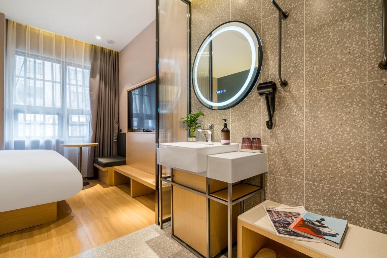 Meego Smart Select Hotel Shanghai Eksteriør billede